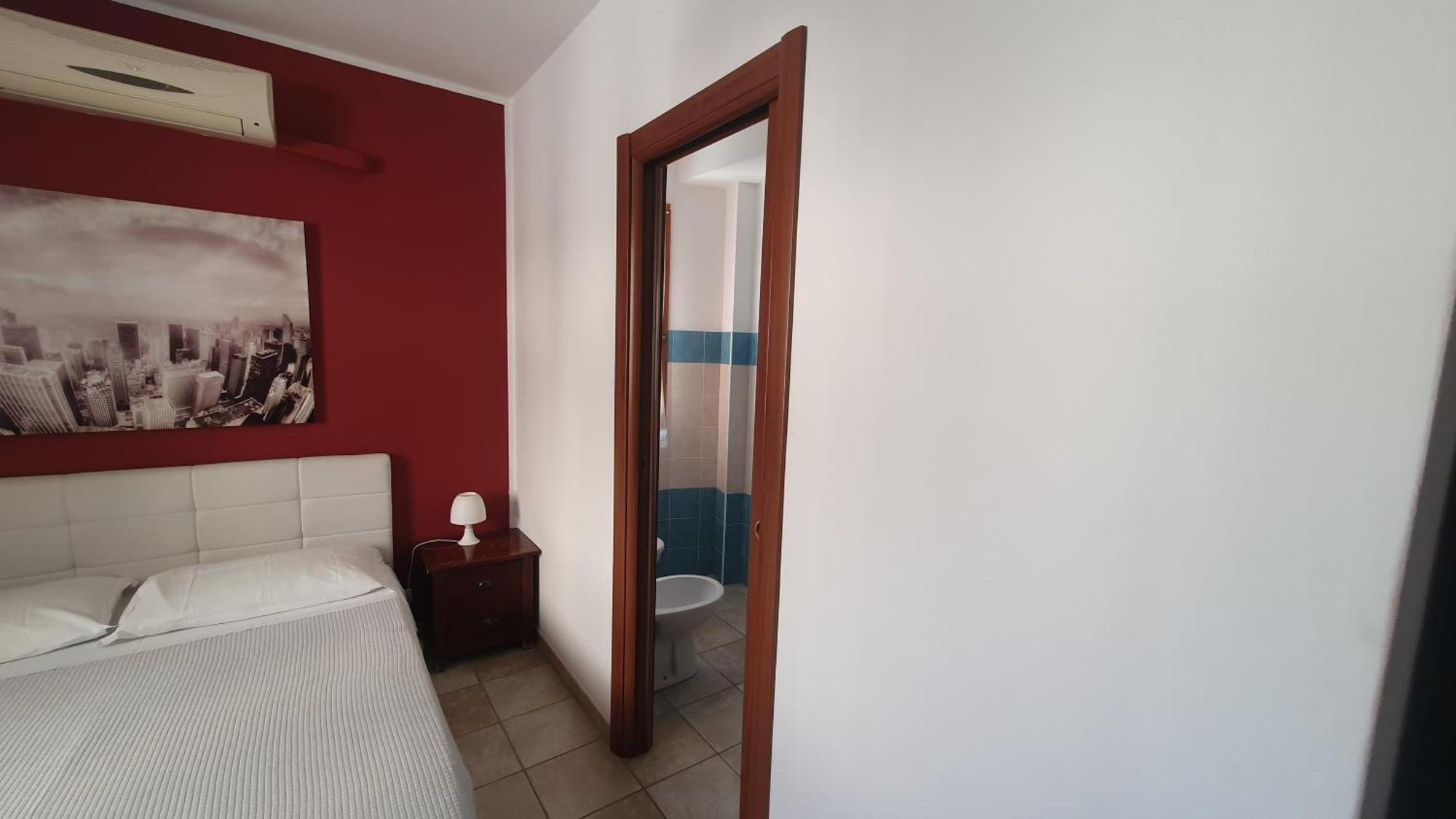 Blue Dolphin Guest House Alguer Exterior foto