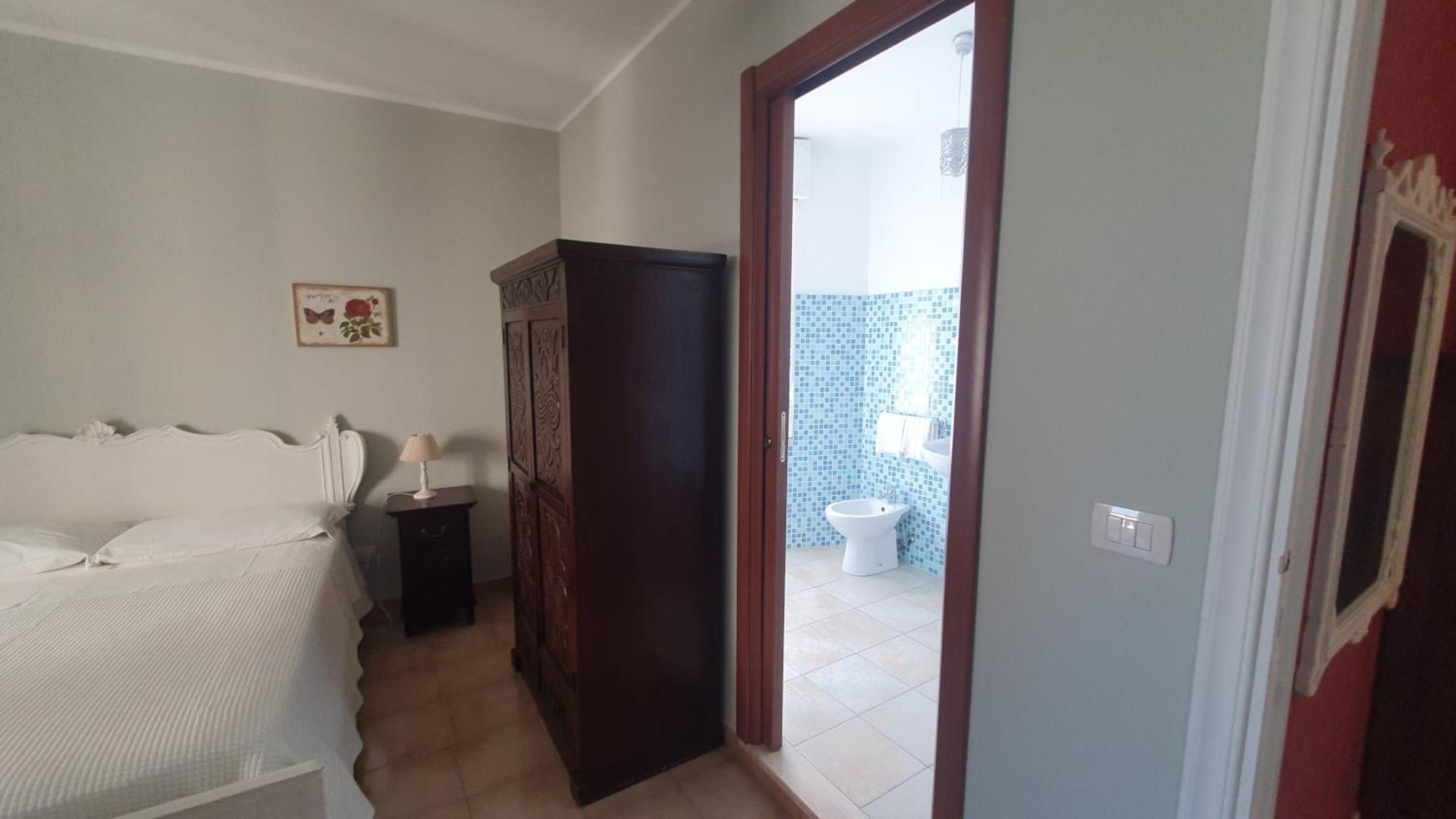 Blue Dolphin Guest House Alguer Exterior foto