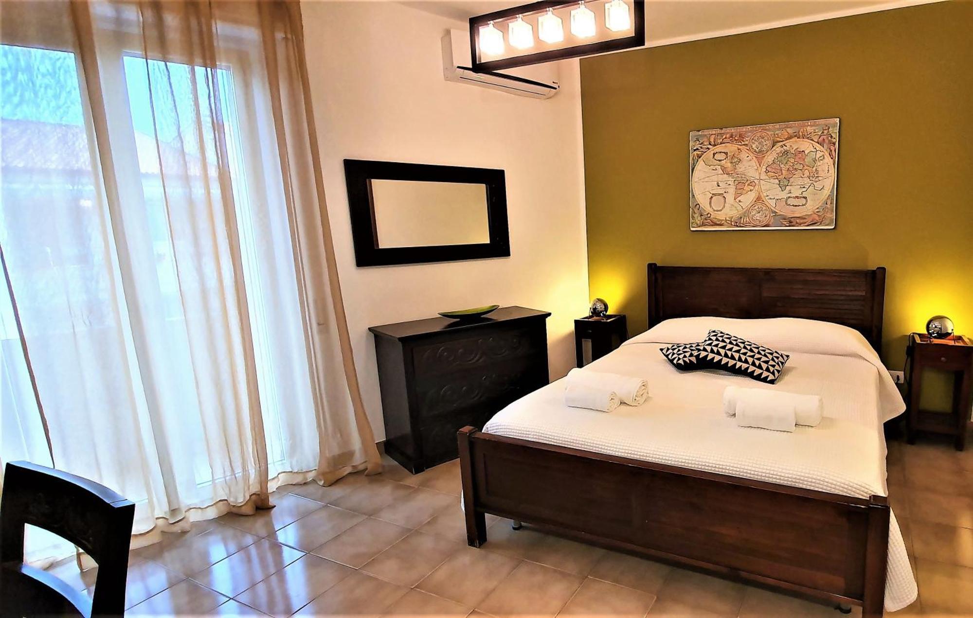 Blue Dolphin Guest House Alguer Exterior foto